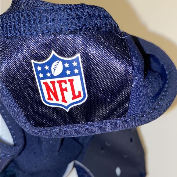 Nike gloves - Picture 5 of 7